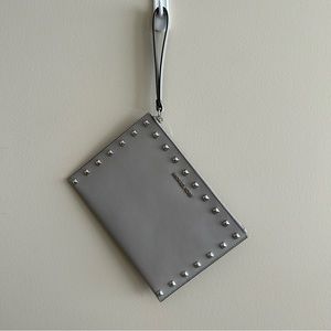 Micheal Kors Jet Set Travel Clutch